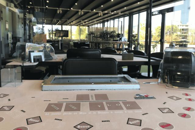 Ultimate Poker