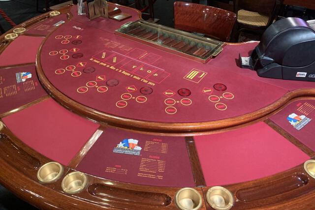 Ultimate Poker